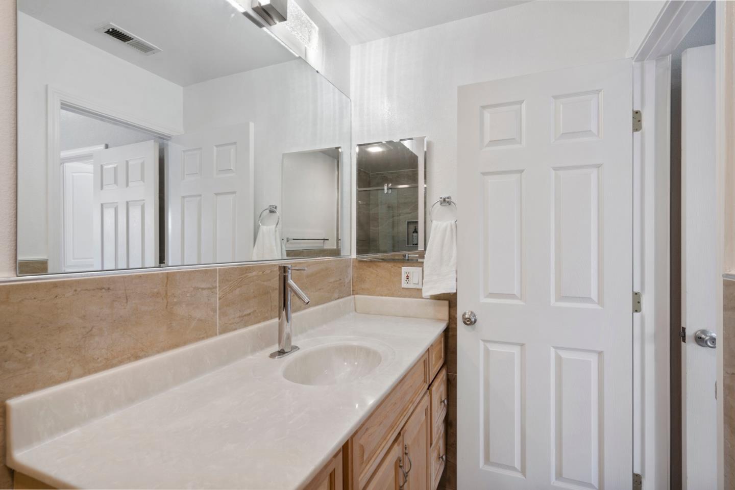 198 Rothrock Drive San Jose, CA 95116 - Photo 18 of 24