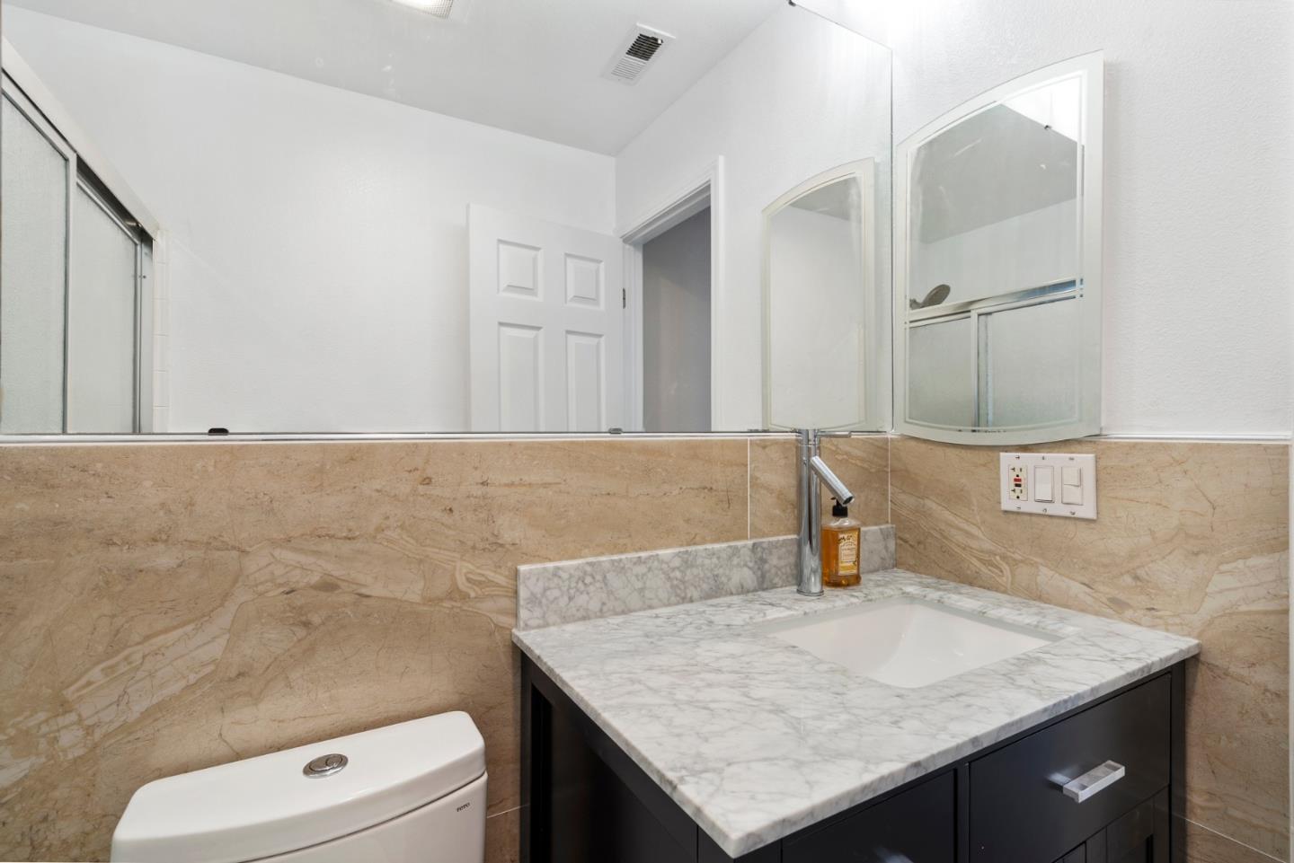 198 Rothrock Drive San Jose, CA 95116 - Photo 10 of 24