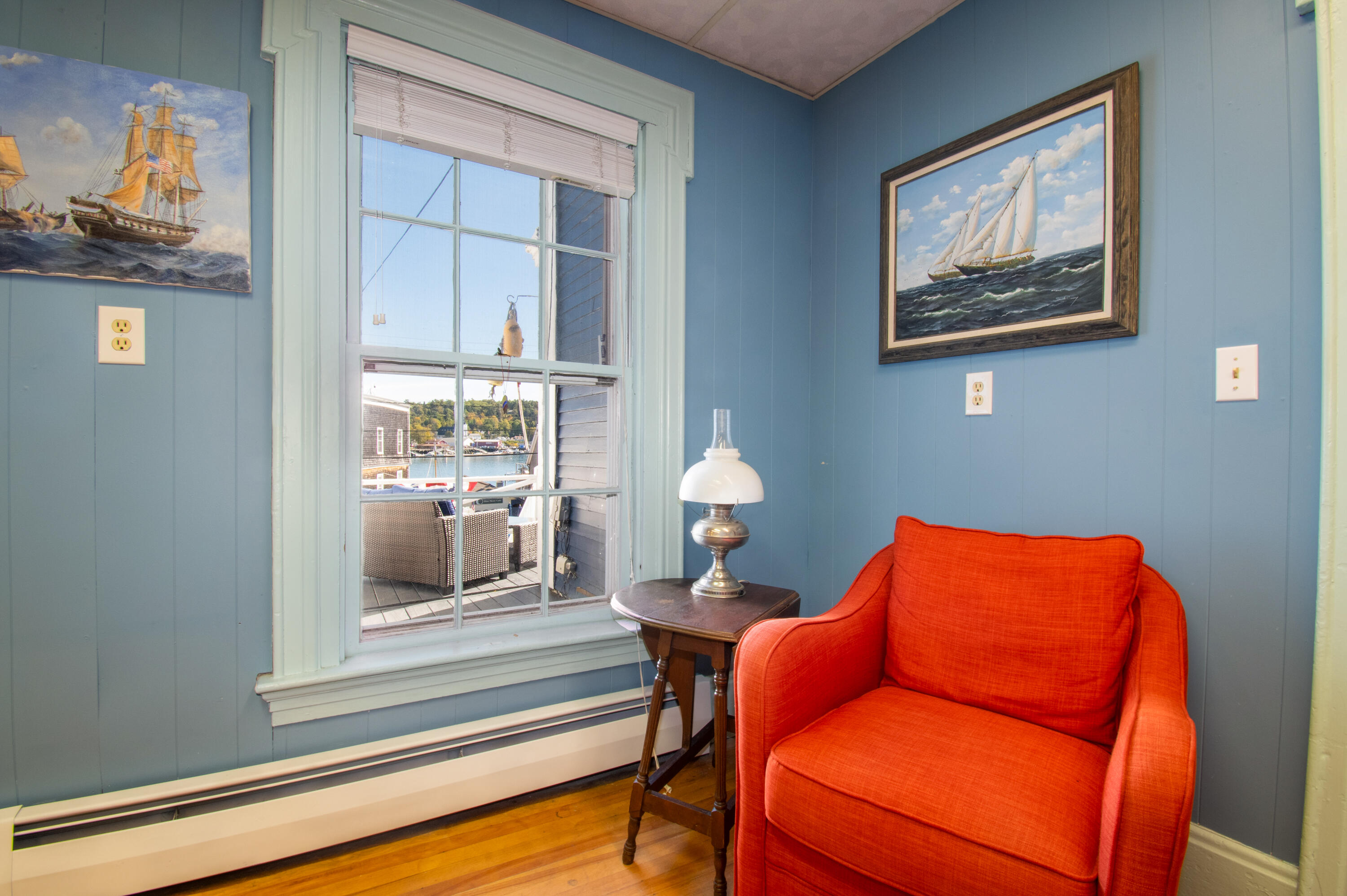 53 Commercial Street Boothbay Harbor, ME 04538 - Photo 15 of 94 53CommercialSt.BoothbayHarbor-16