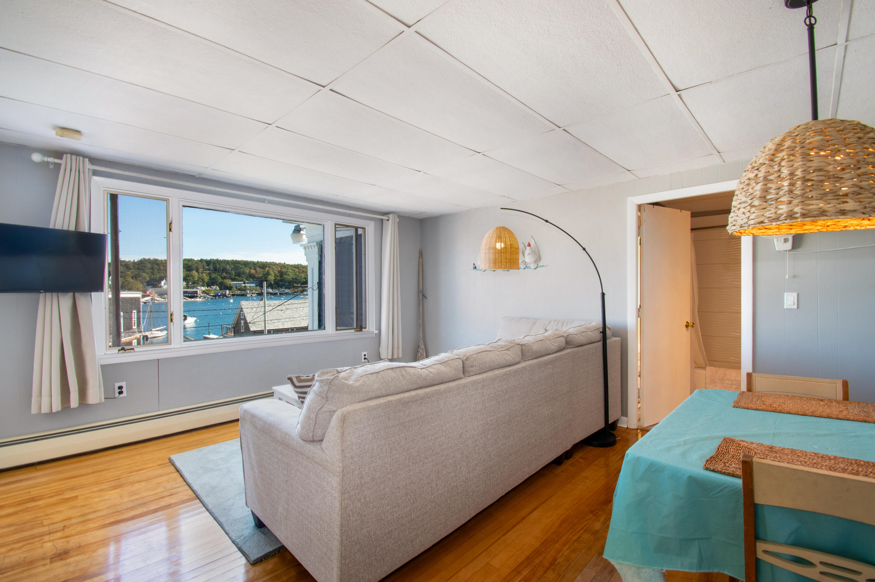 53 Commercial Street Boothbay Harbor, ME 04538 - Photo 34 of 94 53CommercialSt.BoothbayHarbor-30