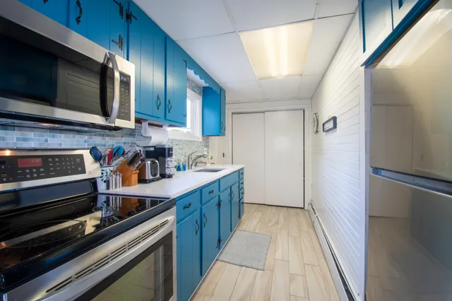 $925,000 | 53 Commercial Street, Boothbay Harbor, ME 04538