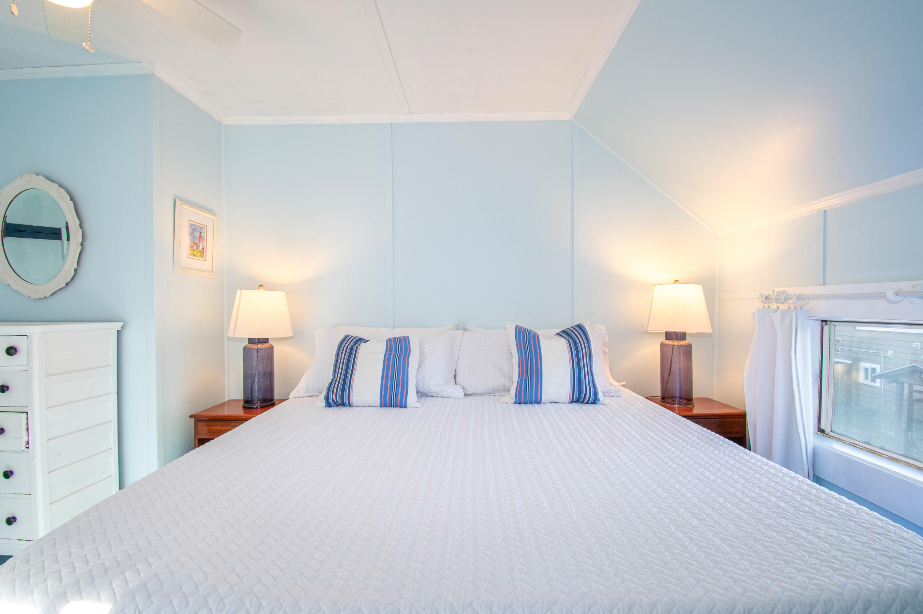 53 Commercial Street Boothbay Harbor, ME 04538 - Photo 61 of 94 53CommercialSt.BoothbayHarbor-57