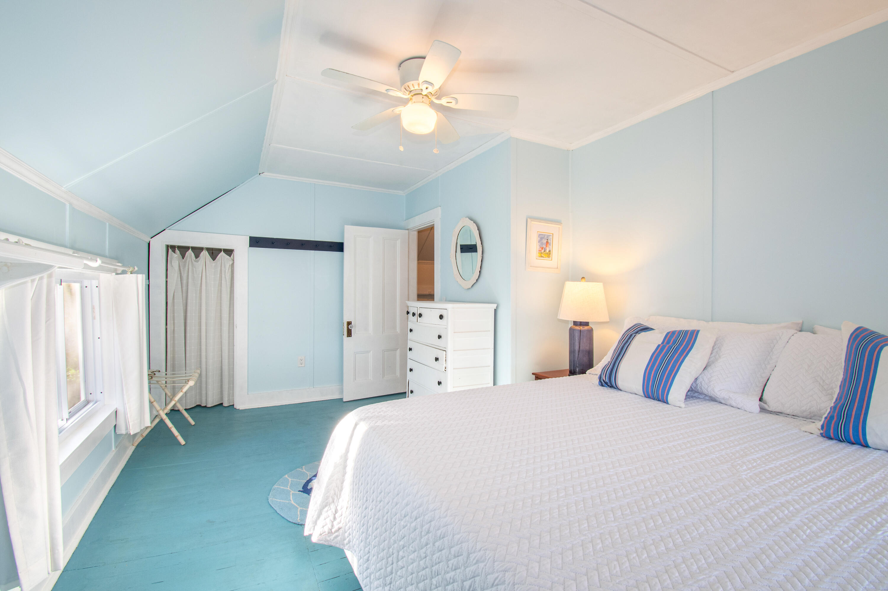 53 Commercial Street Boothbay Harbor, ME 04538 - Photo 62 of 94 53CommercialSt.BoothbayHarbor-58