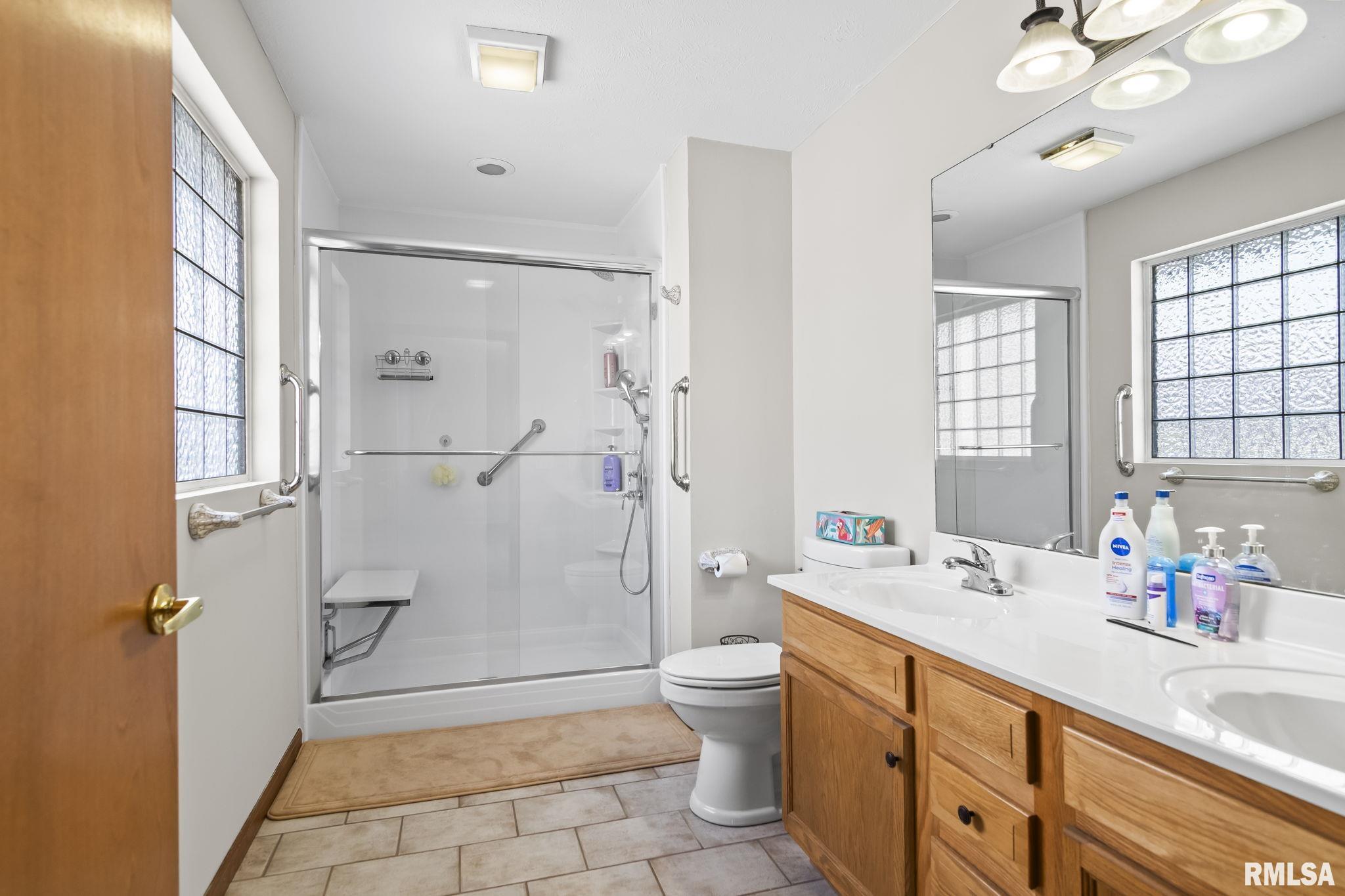 3513 Crystal Lake Drive Springfield, IL 62711 - Photo 24 of 39