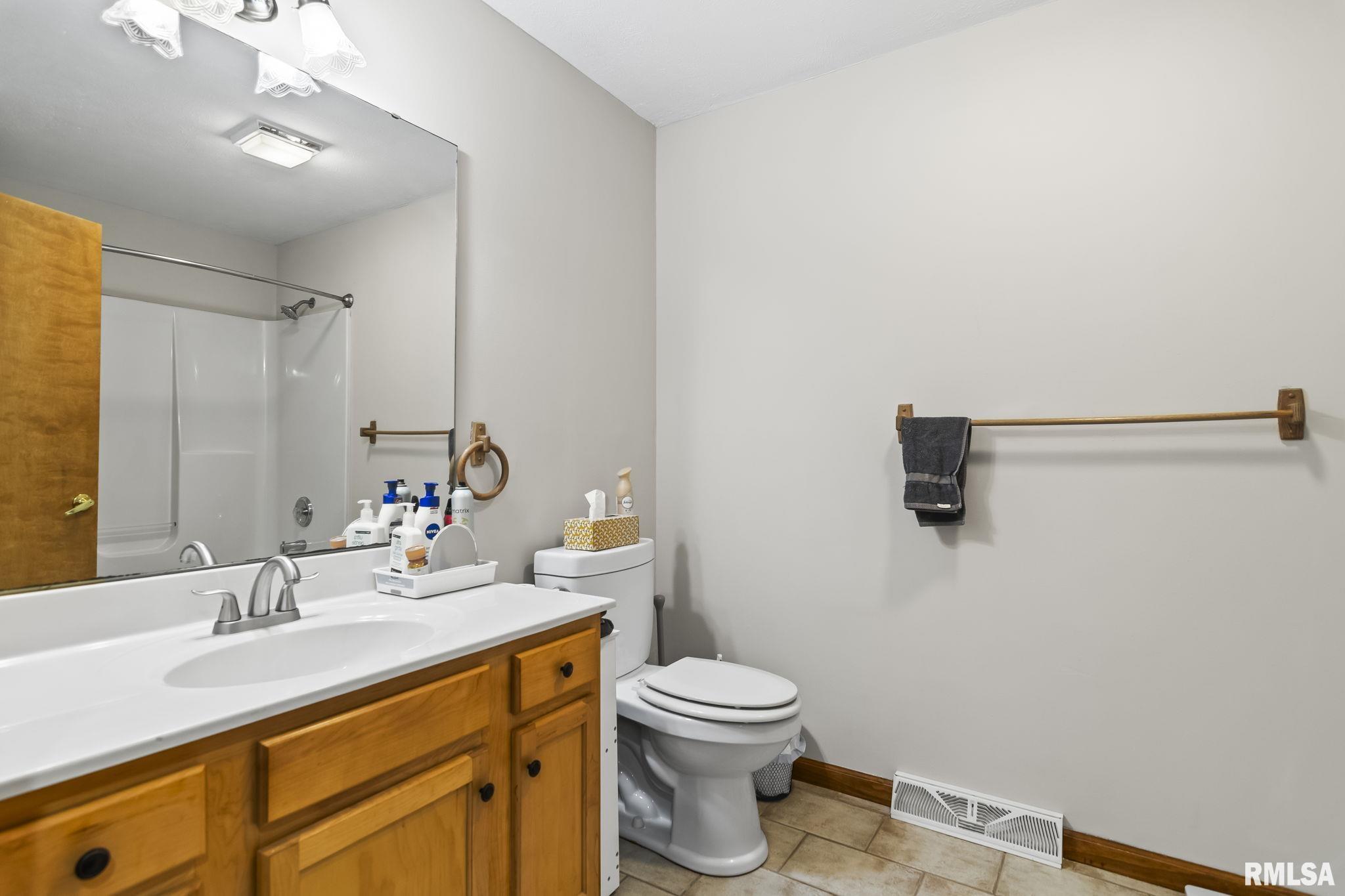 3513 Crystal Lake Drive Springfield, IL 62711 - Photo 28 of 39
