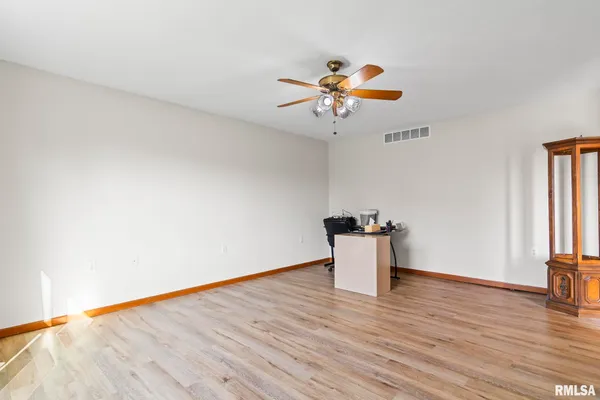 $305,000 | 3513 Crystal Lake Drive, Springfield, IL 62711