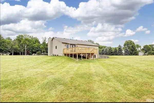 $449,999 | 3462 County Road 36, Auburn, IN 46706