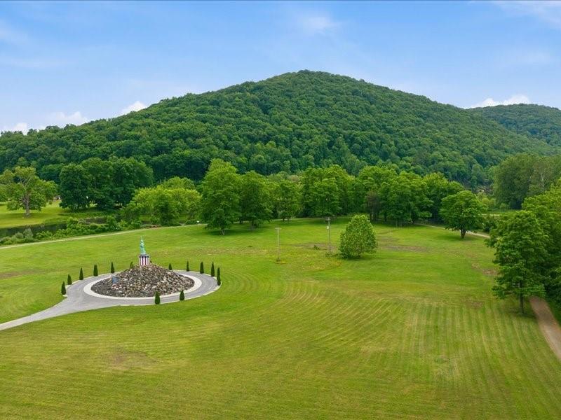 5 Lighthouse Is Road Tionesta, PA 16353 - Photo 11 of 49 a view of a golf course with a garden