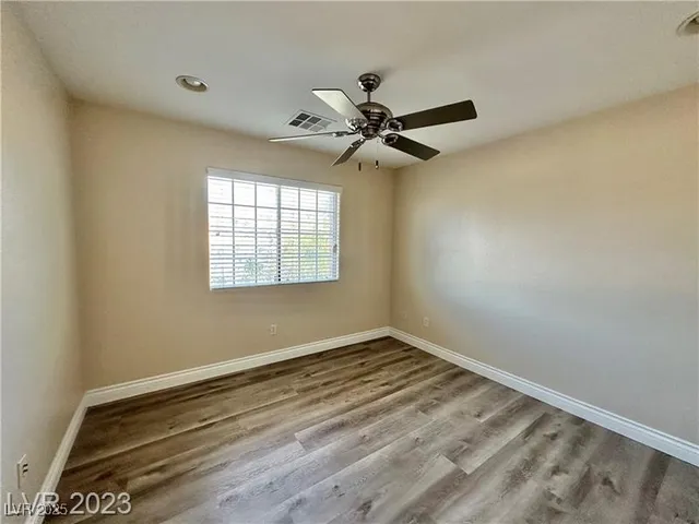 $2,595 | 1012 Bonitos Suenos Street, Las Vegas, NV 89138