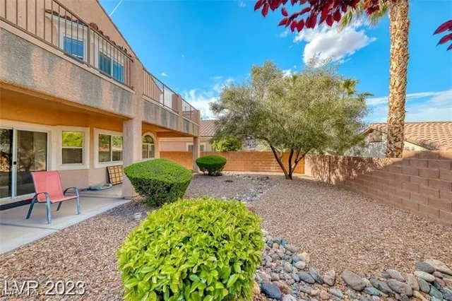 $2,595 | 1012 Bonitos Suenos Street, Las Vegas, NV 89138