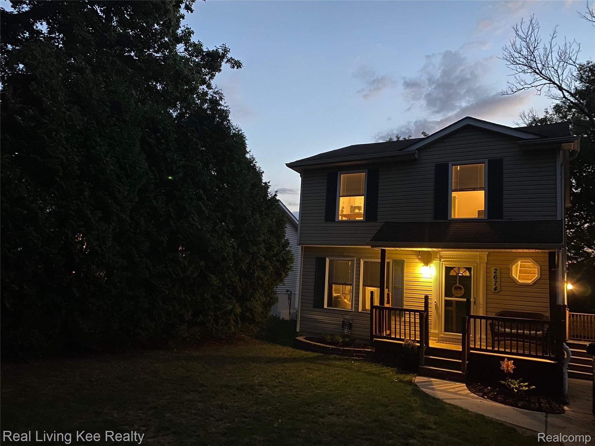 2674 Simpson Drive Rochester, MI 48309 - Photo 2 of 35 Night Pic.jpg