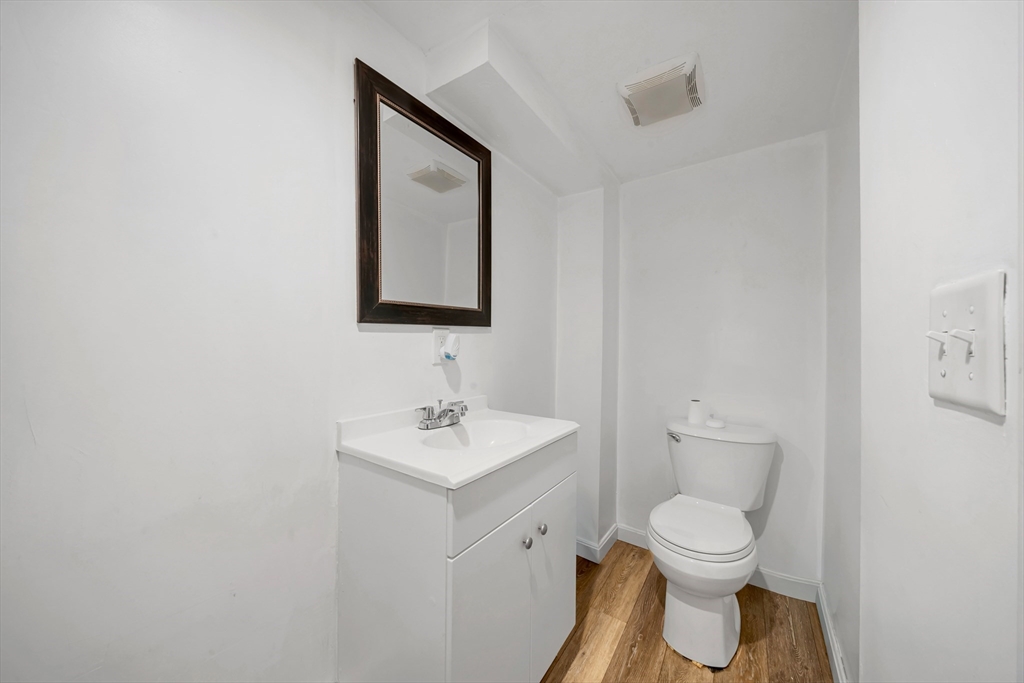 73 Waterhill Street Lynn, MA 01905 - Photo 23 of 33