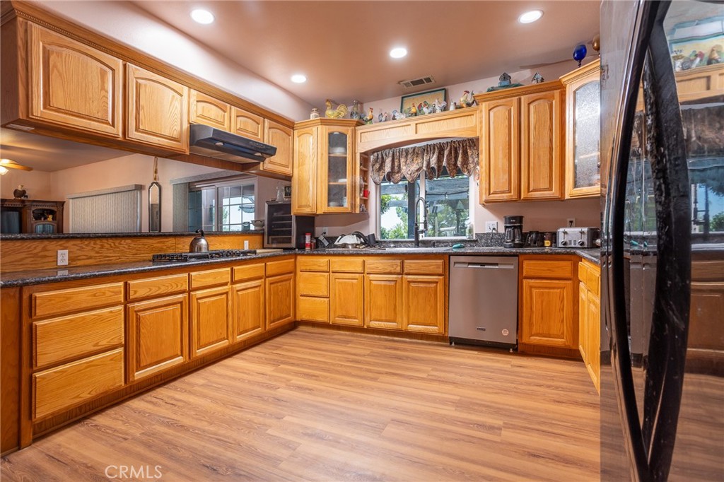 1220 Smoke Tree Road Pinon Hills, CA 92372 - Photo 12 of 46 Gallery Image 12