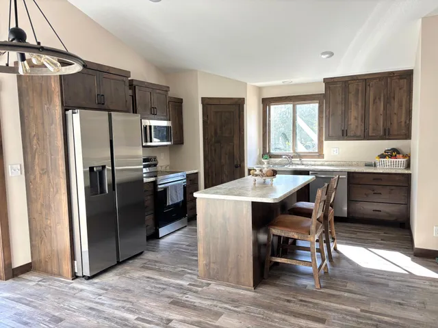 $369,900 | 814 Pine Circle, Royalton, MN 56373