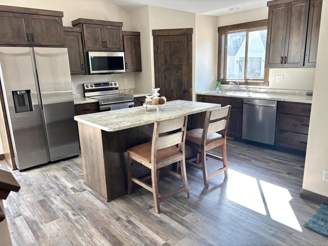 $369,900 | 814 Pine Circle, Royalton, MN 56373