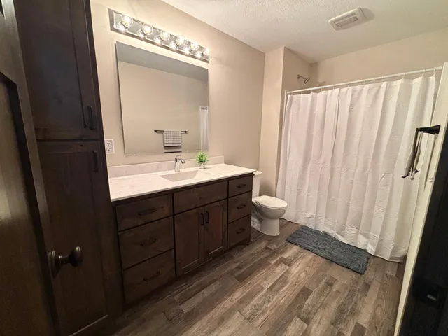 $369,900 | 814 Pine Circle, Royalton, MN 56373