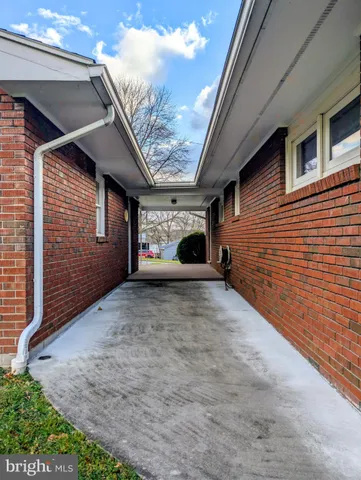 a view of garage and utility room