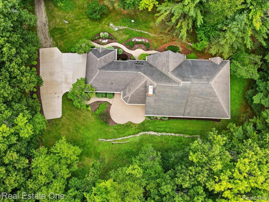 425 Courtney Road Leonard, MI 48367 - Photo 73 of 89 Gallery Image 73