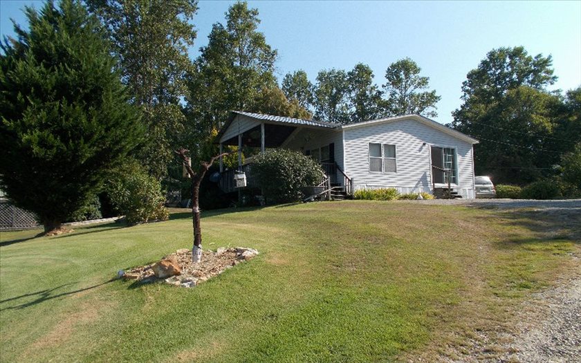 172 Ford Road Warne, NC 28909 - Photo 1 of 1 Main View