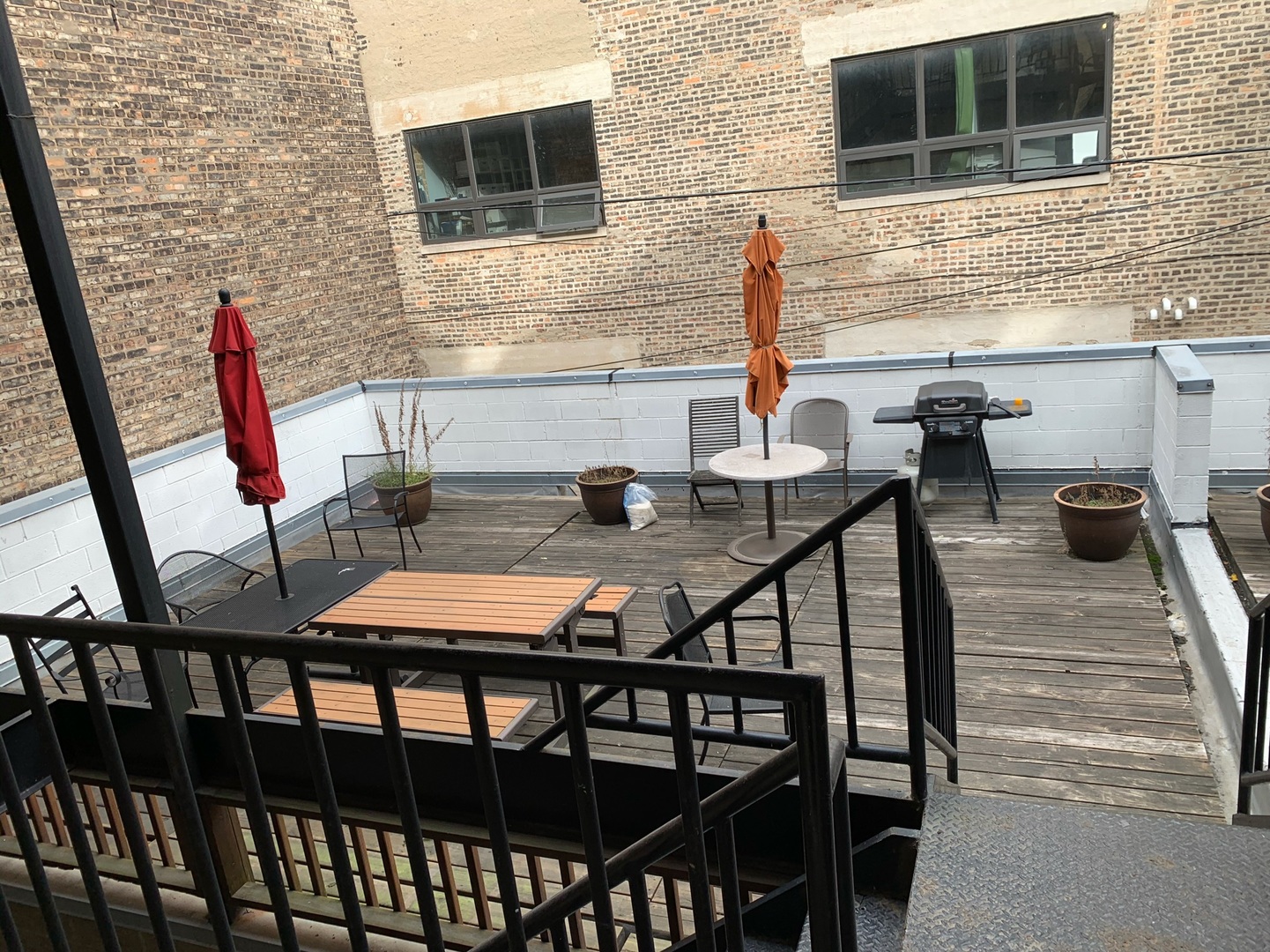 1048 West Fulton Street, Unit 2 Chicago, IL 60607 - Photo 21 of 22 a outdoor dining space with furniture and the view