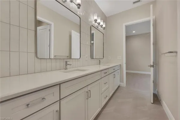 $3,950 | 4013 Perseus Street, Naples, FL 34120