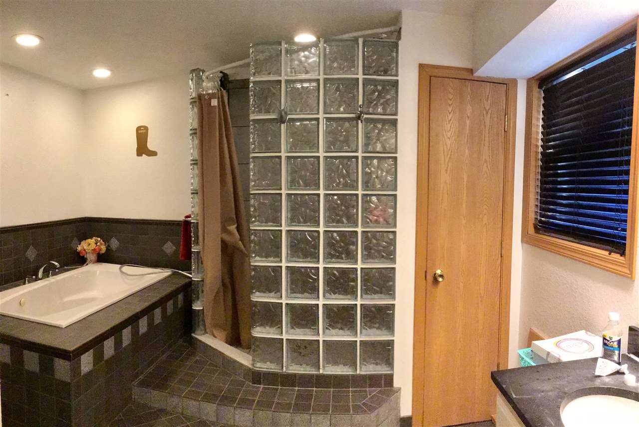 4134 Old Gate Road Rockford, IL 61109 - Photo 14 of 19 Gallery Image 14