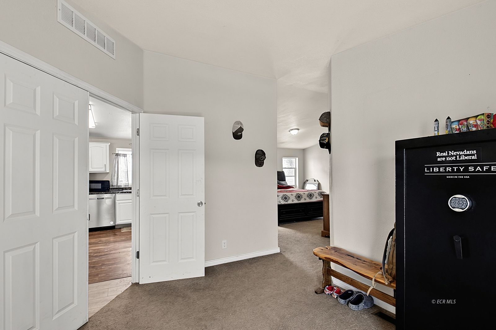 695 Dillon Lane Spring Creek, NV 89815 - Photo 18 of 28