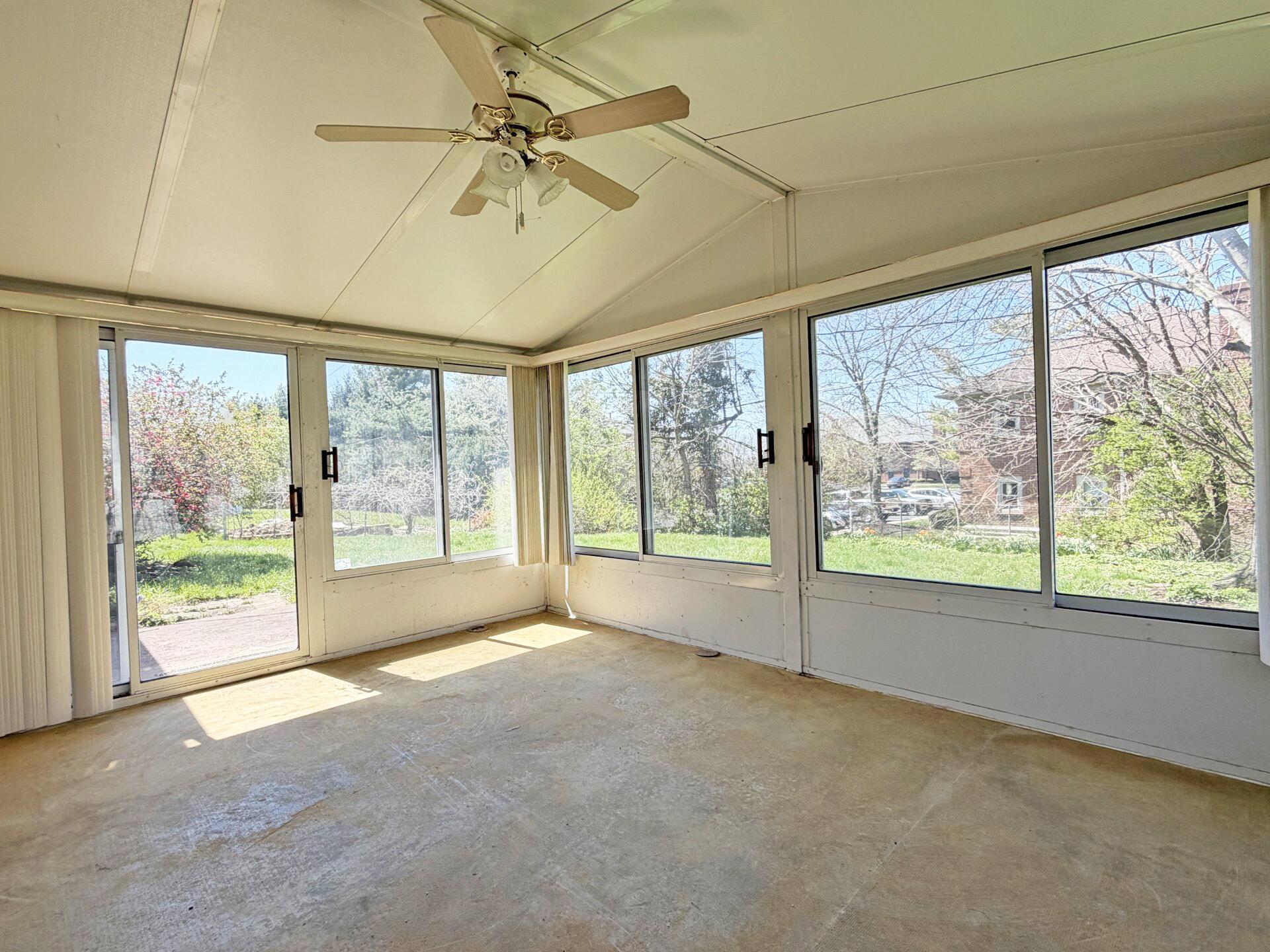 709 Birmingham Road Westerville, OH 43081 - Photo 12 of 14 12-3 Season Room