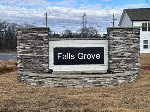 $1,900 | 891 Falls Grove Trail, High Point, NC 27265