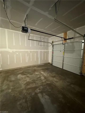 $1,900 | 891 Falls Grove Trail, High Point, NC 27265