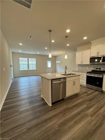 $1,700 | 891 Falls Grove Trail, High Point, NC 27265