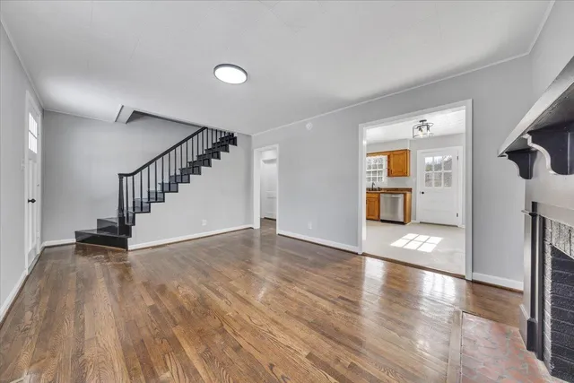 $1,950 | 32 Upland Drive, Salem, VA 24153