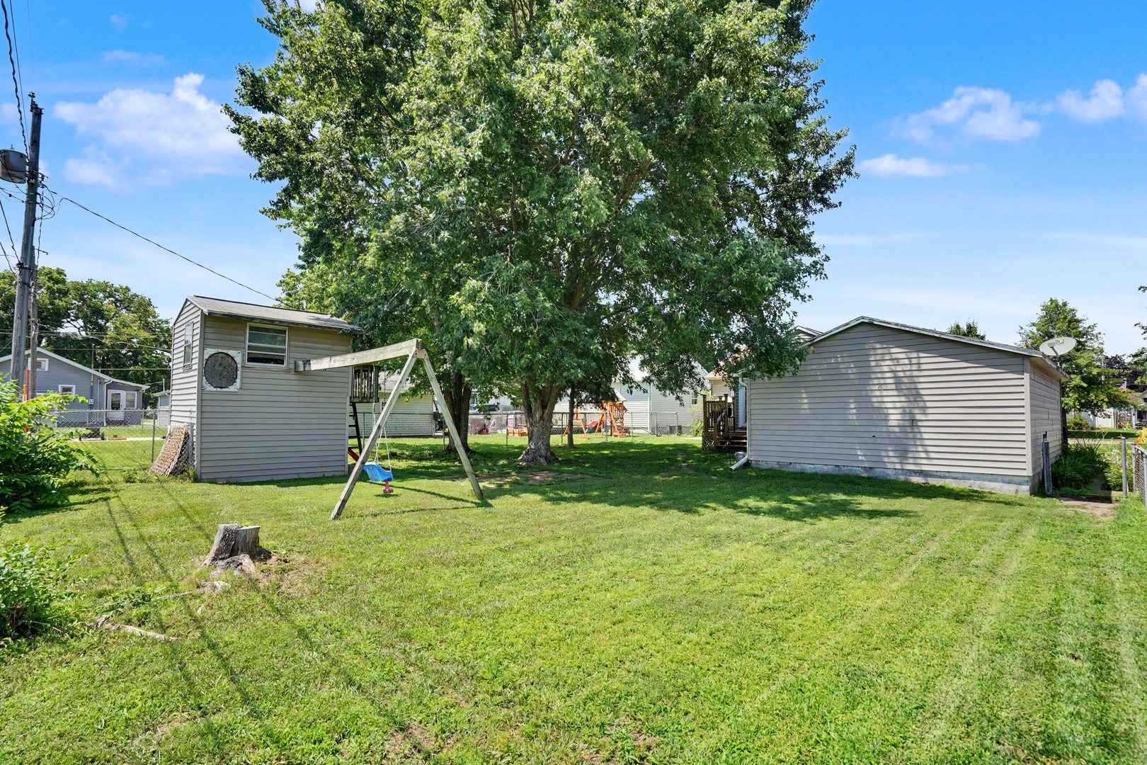 619 Middle Road Camanche, IA 52730 - Photo 26 of 30