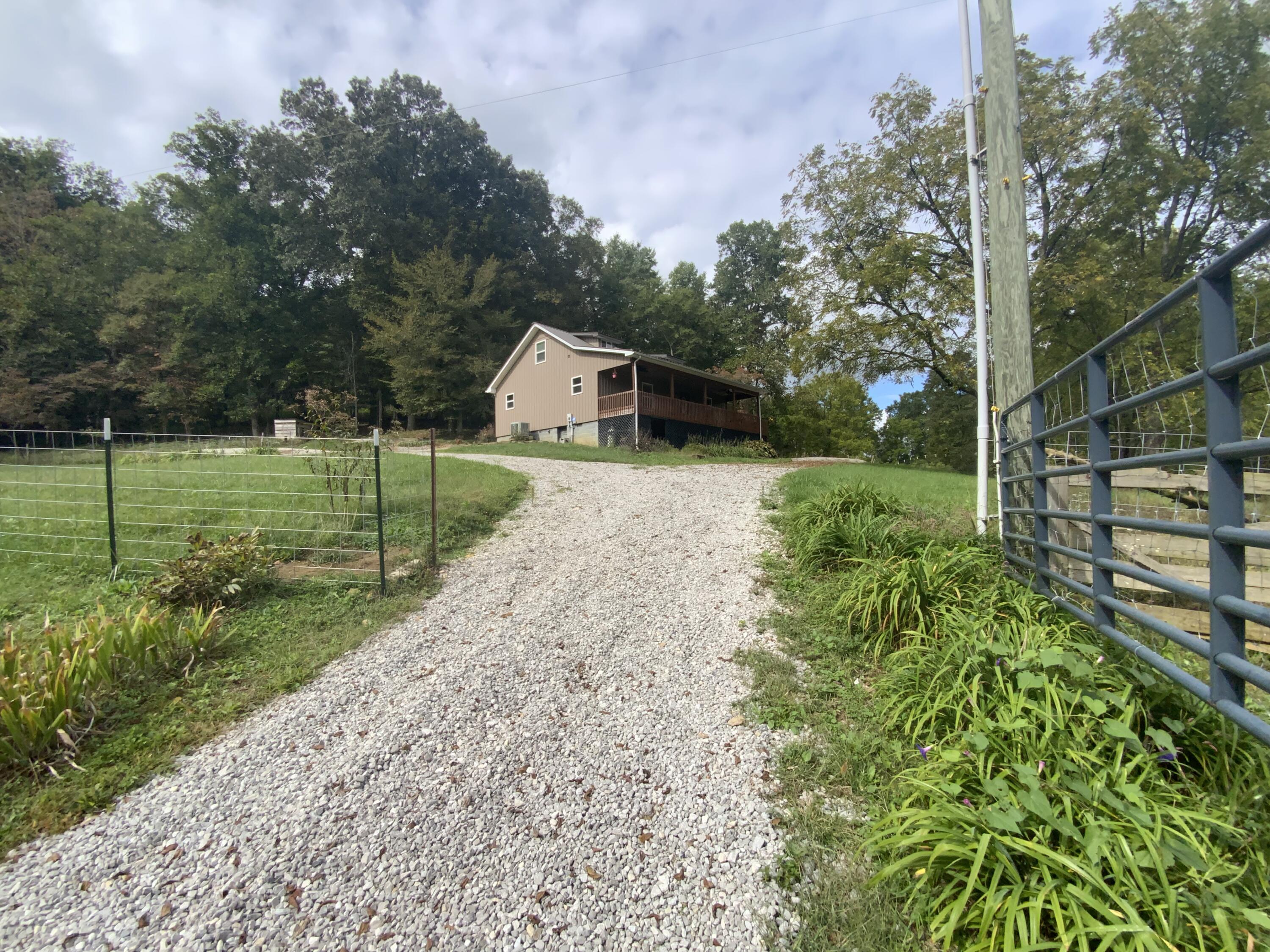 757 East Frog Hollow Road Science Hill, KY 42553 - Photo 23 of 30 IMG_7650