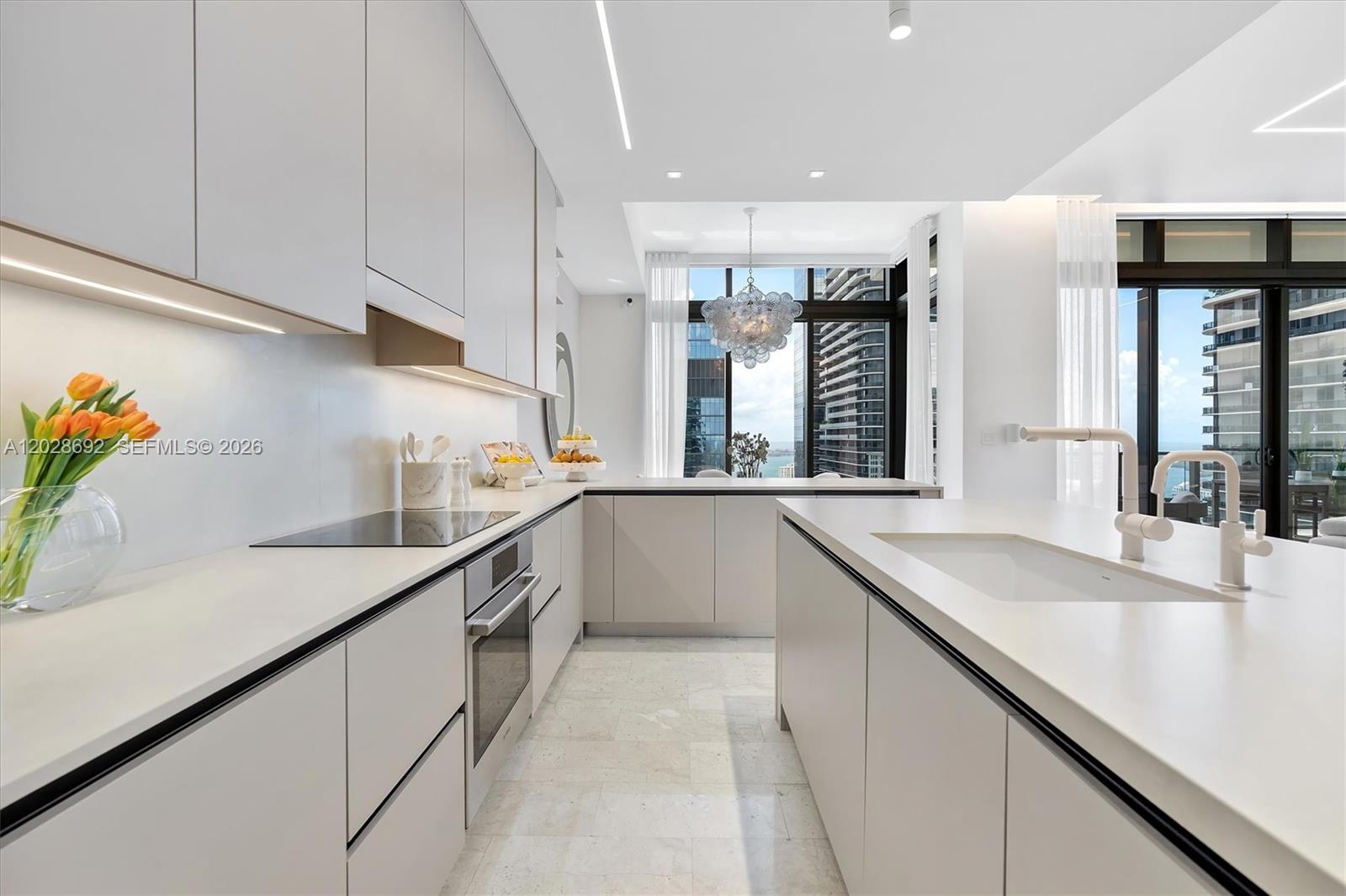 88 Southwest 7th Street, Unit 4001 Miami, FL 33130 - Photo 3 of 75
