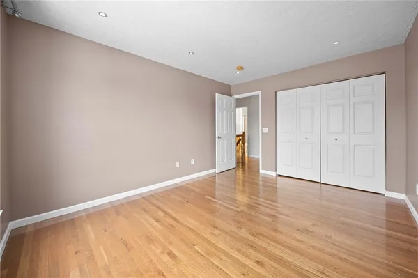 $2,900 | 120 Hummingbird Way, Henrietta, NY 14586