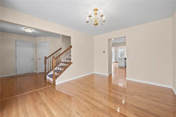 $2,900 | 120 Hummingbird Way, Henrietta, NY 14586