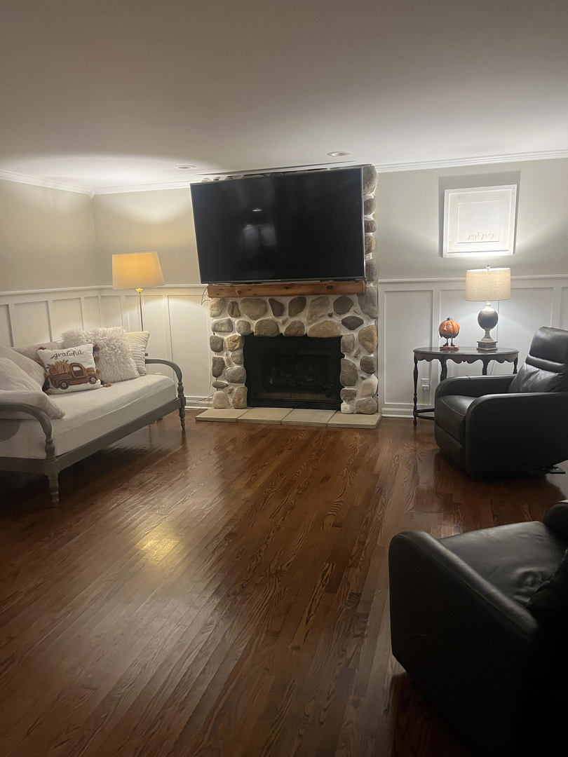 2030 Forest Ridge Road St. Charles, IL 60174 - Photo 6 of 23