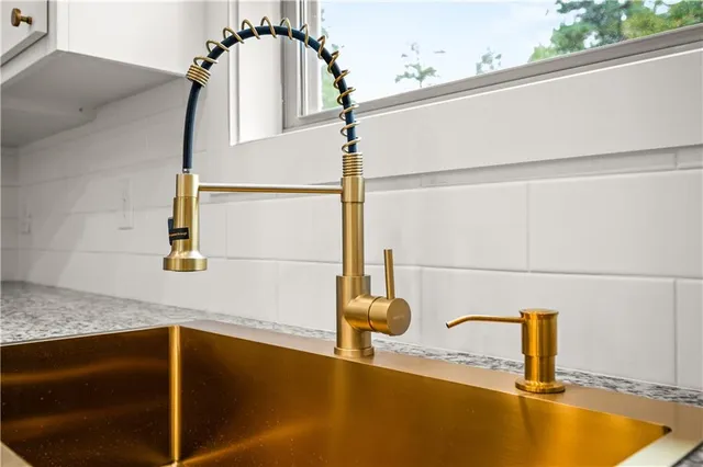 $342,000 | 709 Sunrise Drive, Deville, LA 71328