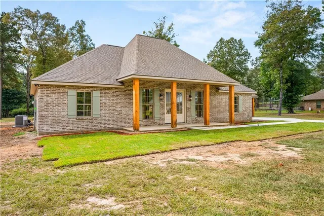 $342,000 | 709 Sunrise Drive, Deville, LA 71328