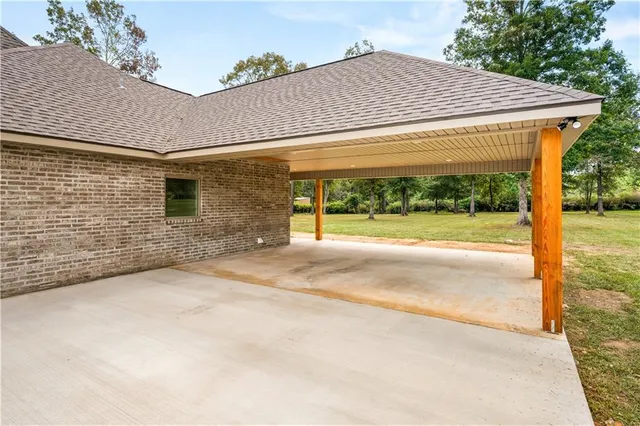 $342,000 | 709 Sunrise Drive, Deville, LA 71328