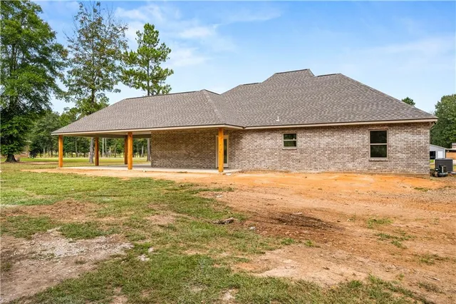 $342,000 | 709 Sunrise Drive, Deville, LA 71328