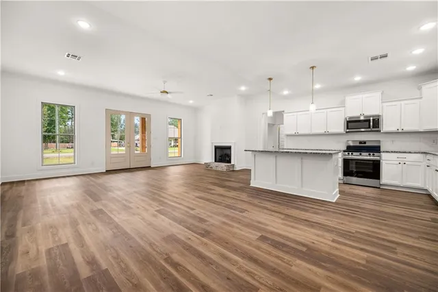 $342,000 | 709 Sunrise Drive, Deville, LA 71328