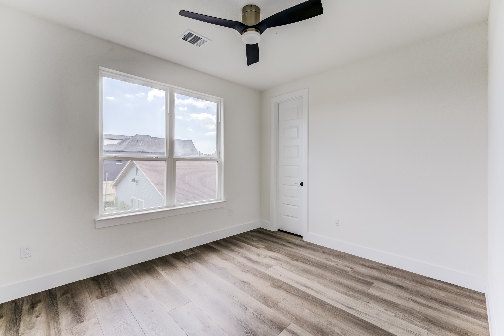 7117 Tierwester Street Houston, TX 77021 - Photo 39 of 48 Gallery Image 39