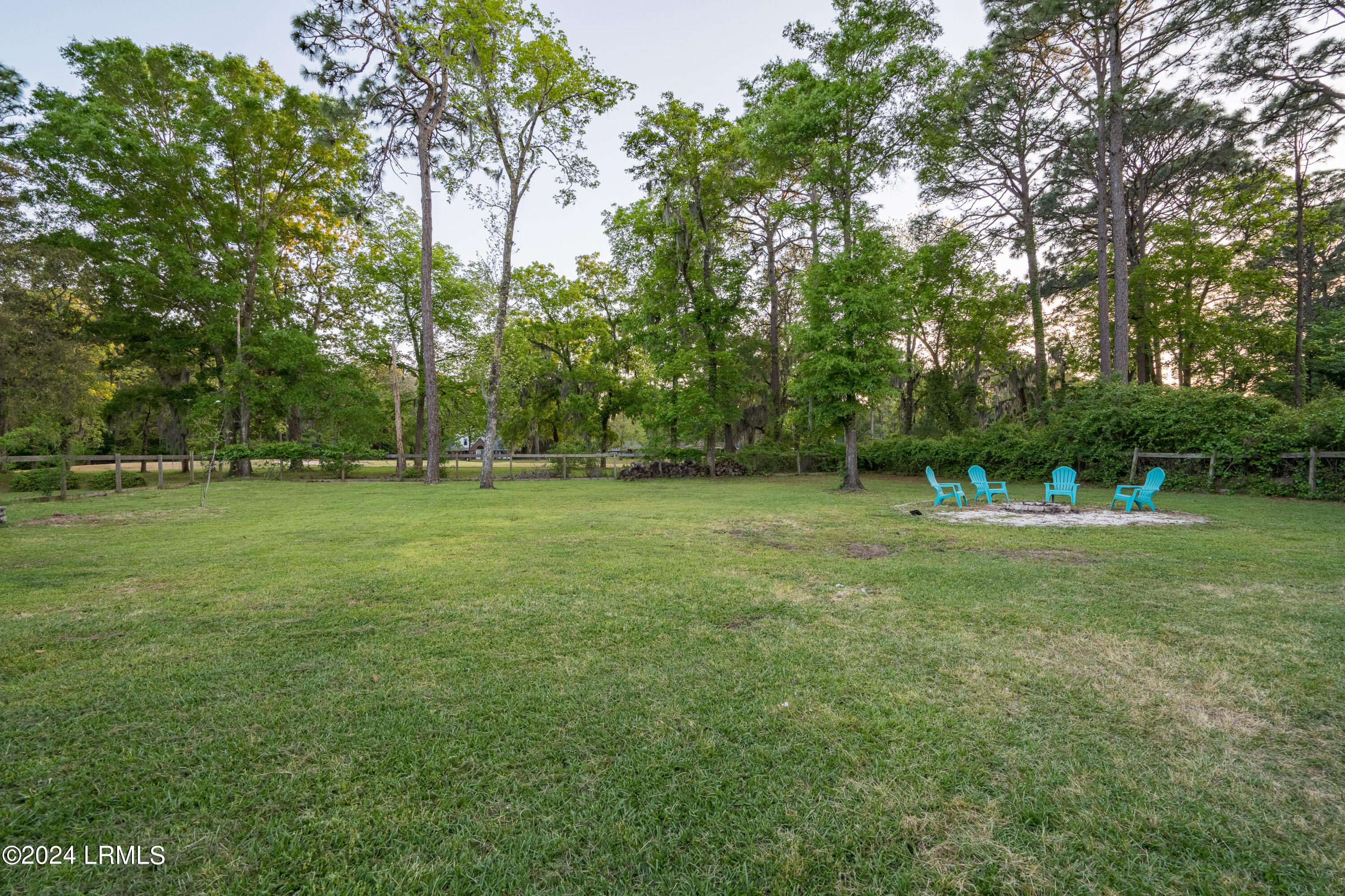 11 State Rd S-7-578 Beaufort, SC 29907 - Photo 45 of 50 11 Francis Marion backyard-2
