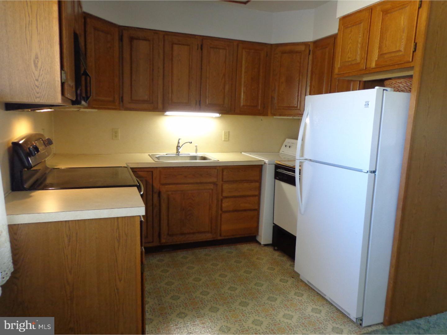 23 Indigo Road Levittown, PA 19057 - Photo 9 of 20 Gallery Image 9