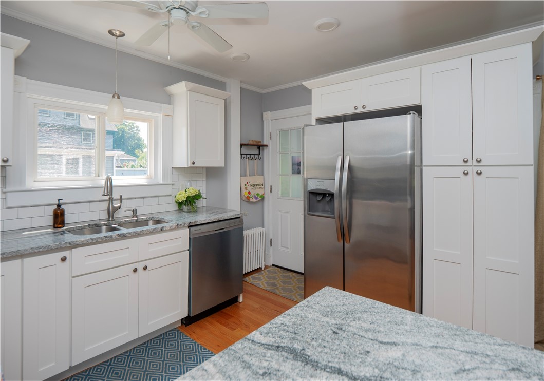 26 Prescott Hall Road Newport, RI 02840 - Photo 18 of 43