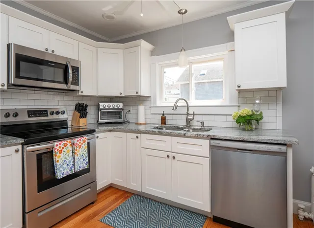 $695,000 | 26 Prescott Hall Road, Newport, RI 02840