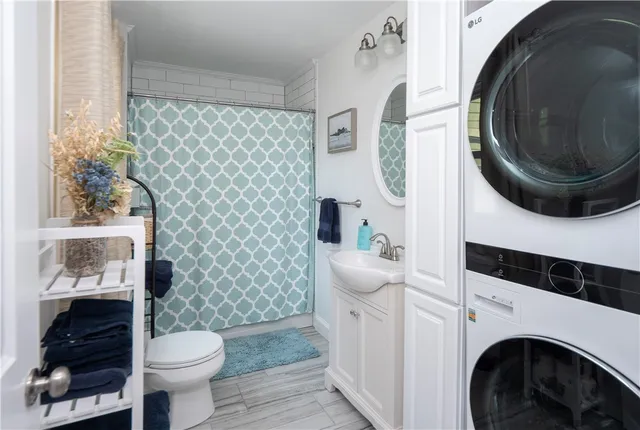 $695,000 | 26 Prescott Hall Road, Newport, RI 02840