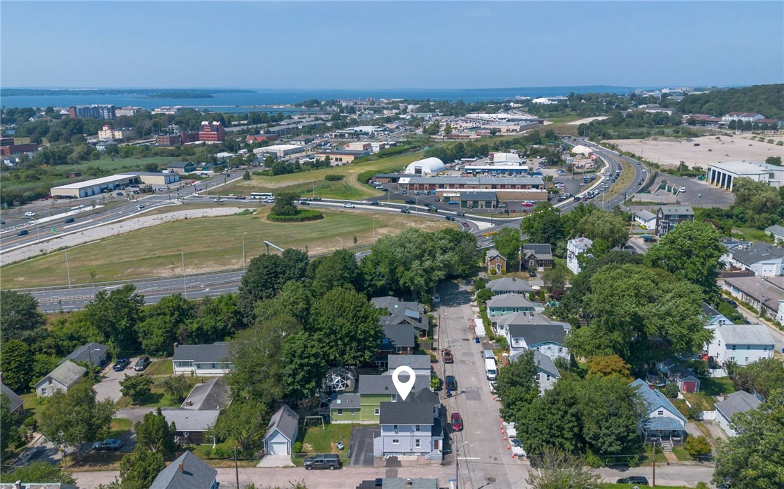 26 Prescott Hall Road Newport, RI 02840 - Photo 4 of 43